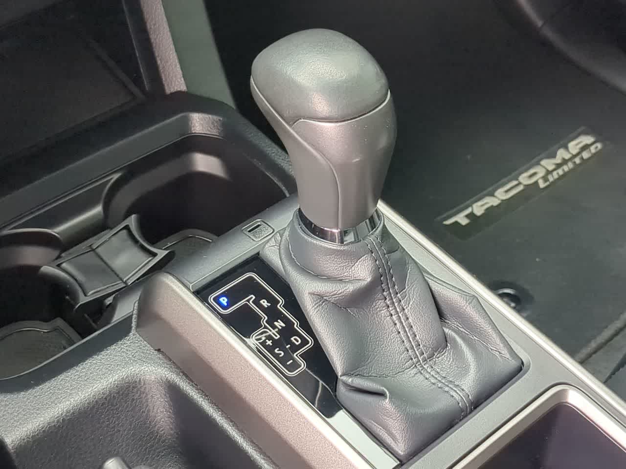 Thumbnail: 2022 Toyota Tacoma - 34