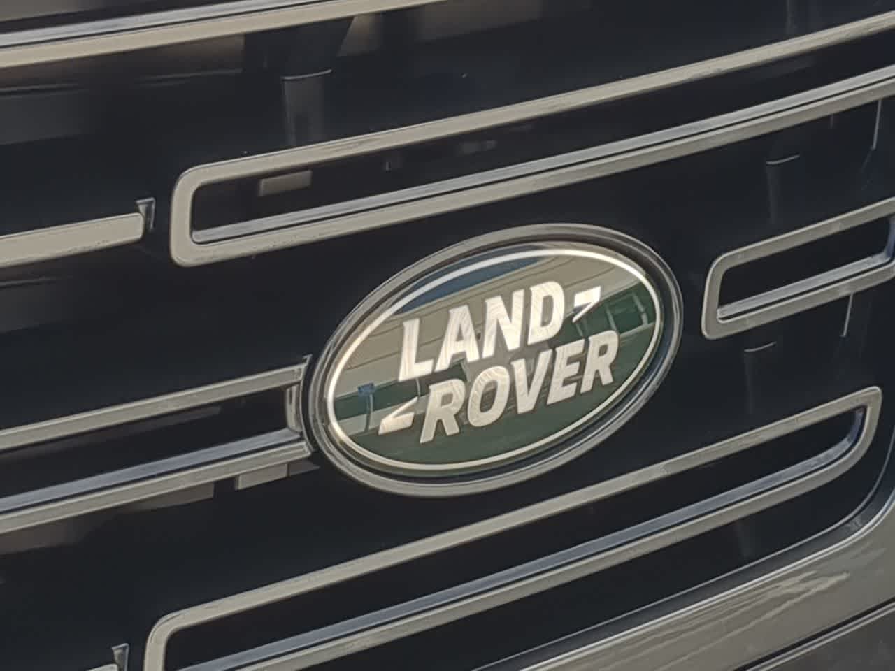 Thumbnail: 2026 Land Rover Range Rover - 12