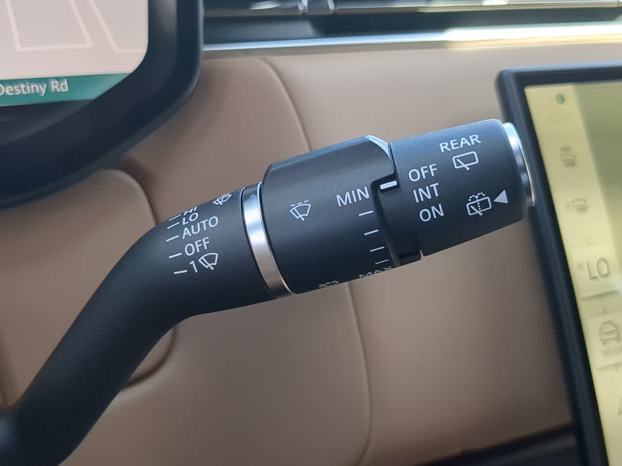 Thumbnail: 2025 Land Rover Range Rover - 28