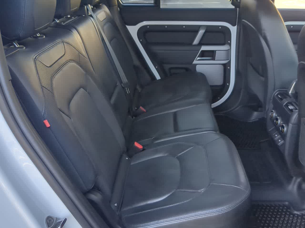 Thumbnail: 2024 Land Rover Defender - 21