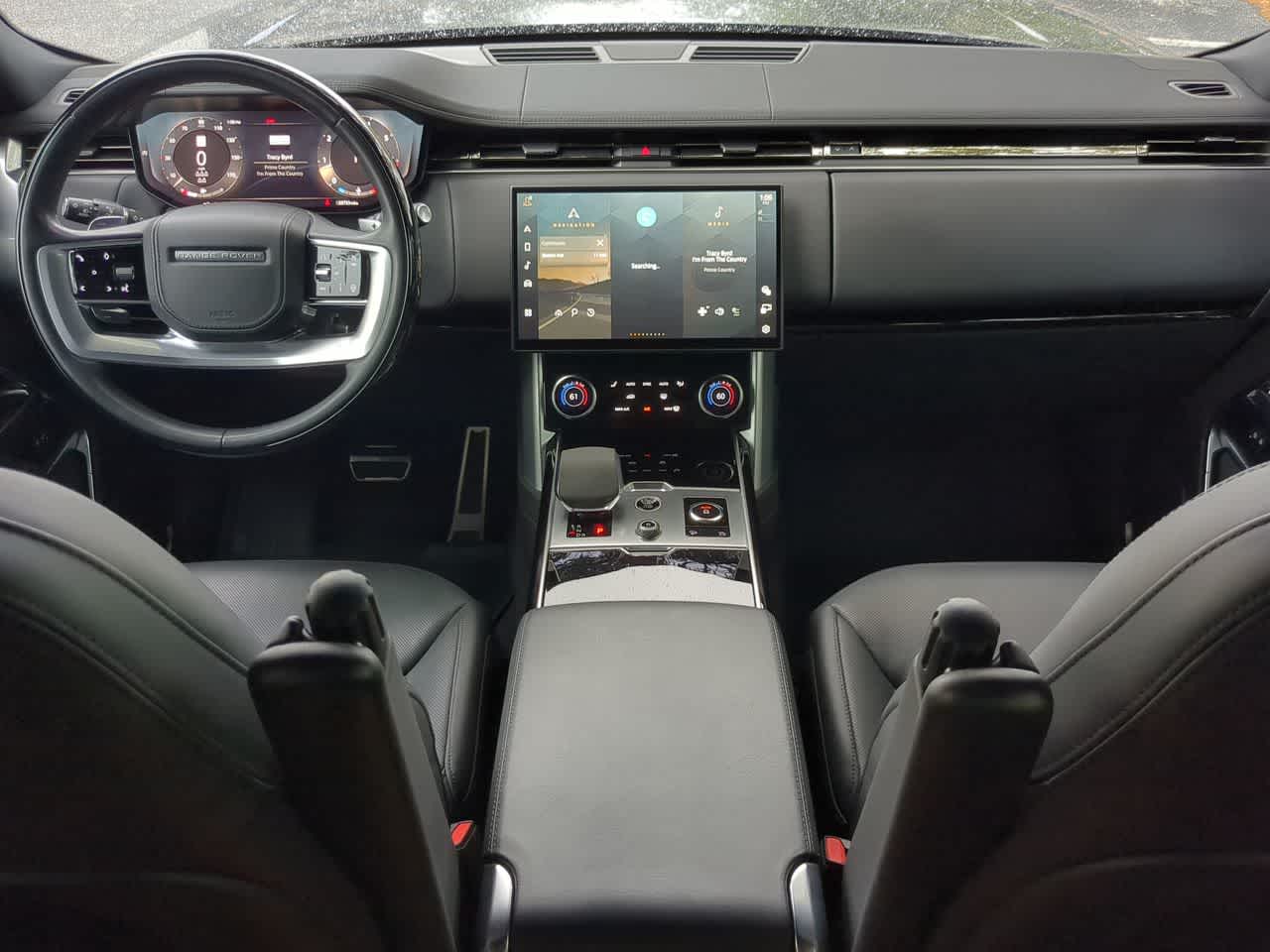 Thumbnail: 2023 Land Rover Range Rover - 14