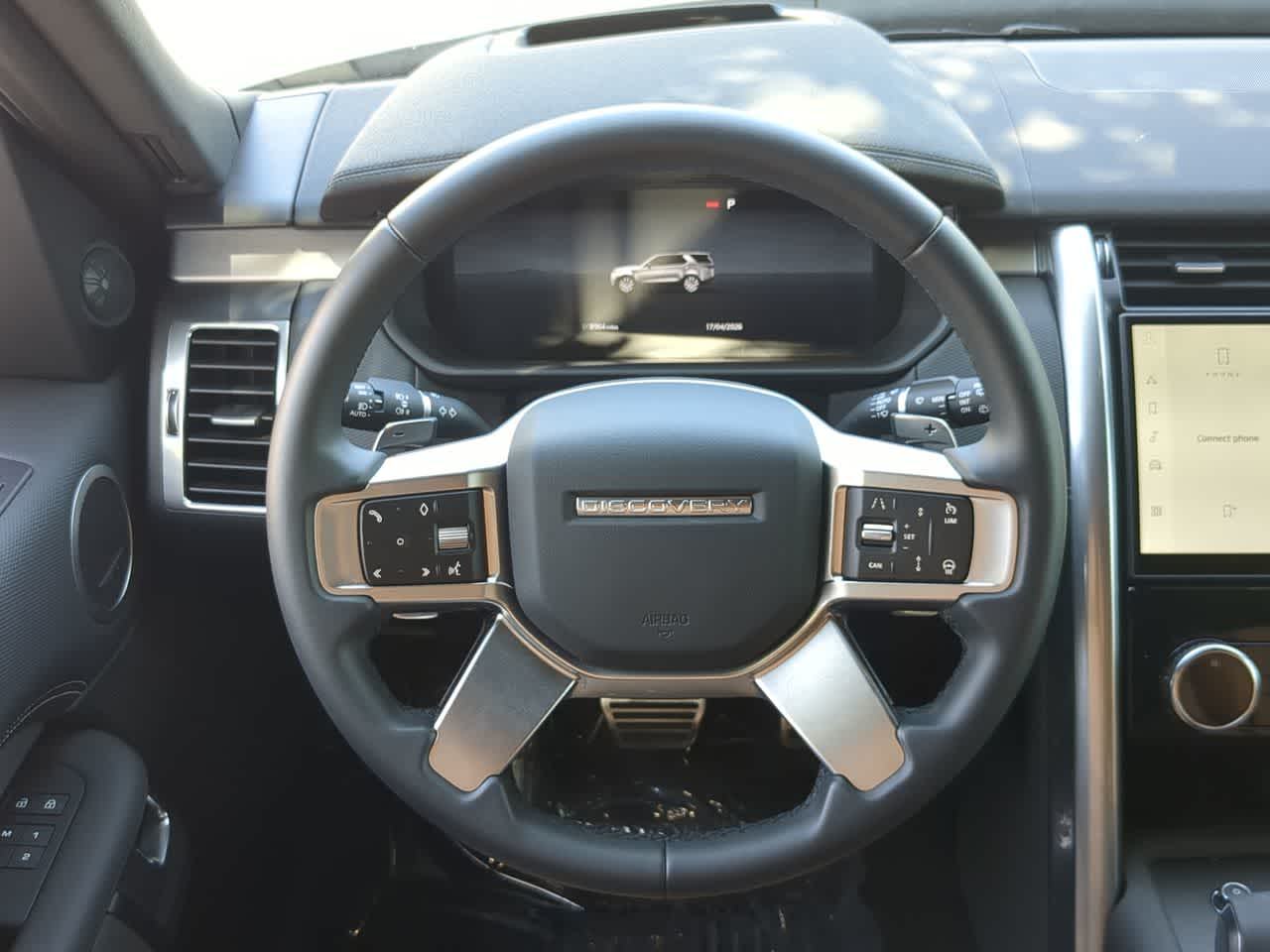 Thumbnail: 2025 Land Rover Discovery - 24