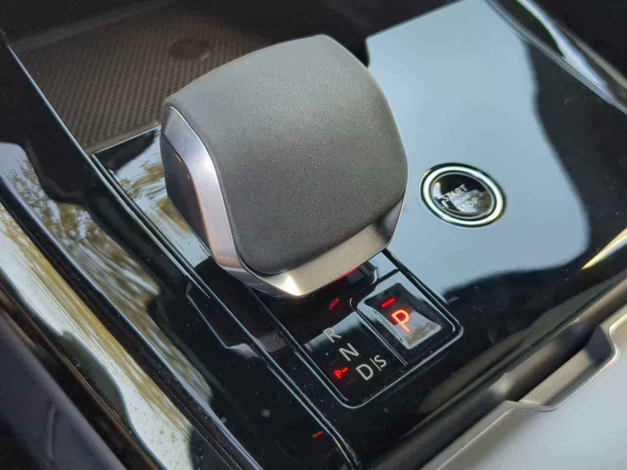 Thumbnail: 2025 Land Rover Range Rover Sport - 33