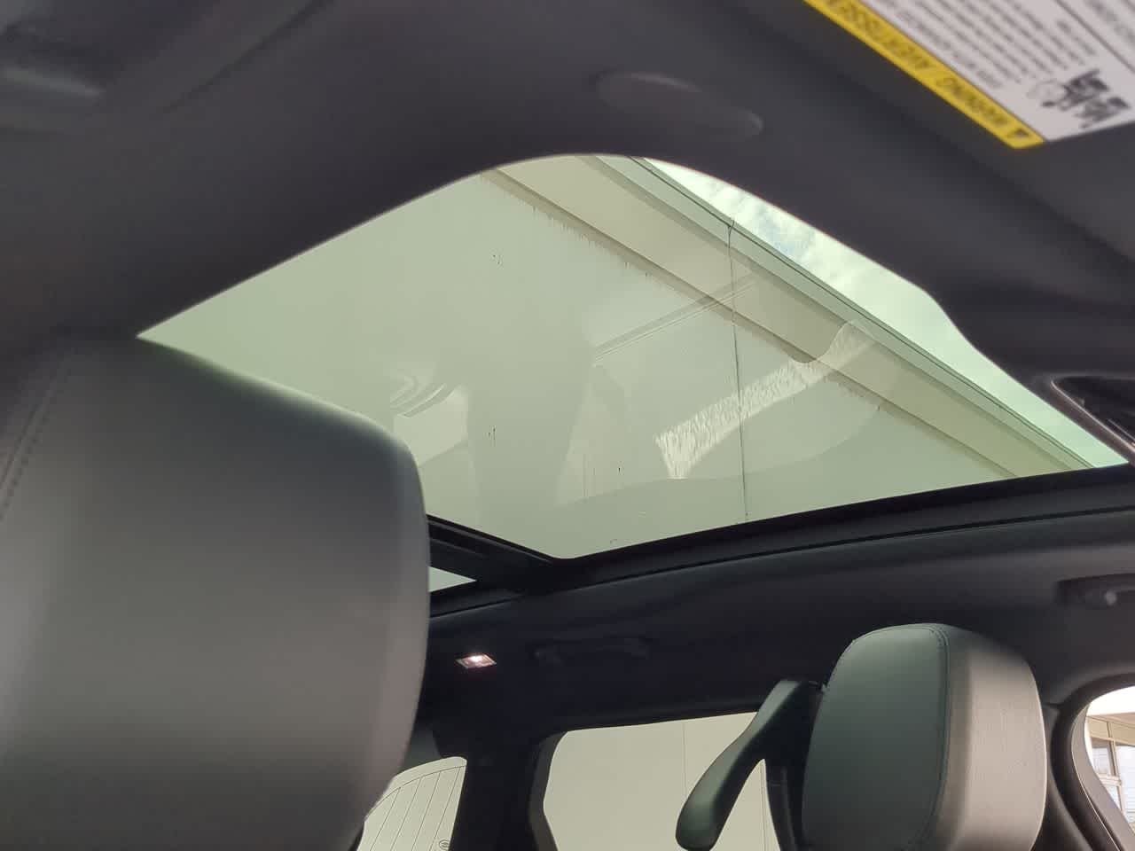 Thumbnail: 2026 Land Rover Range Rover Velar - 19