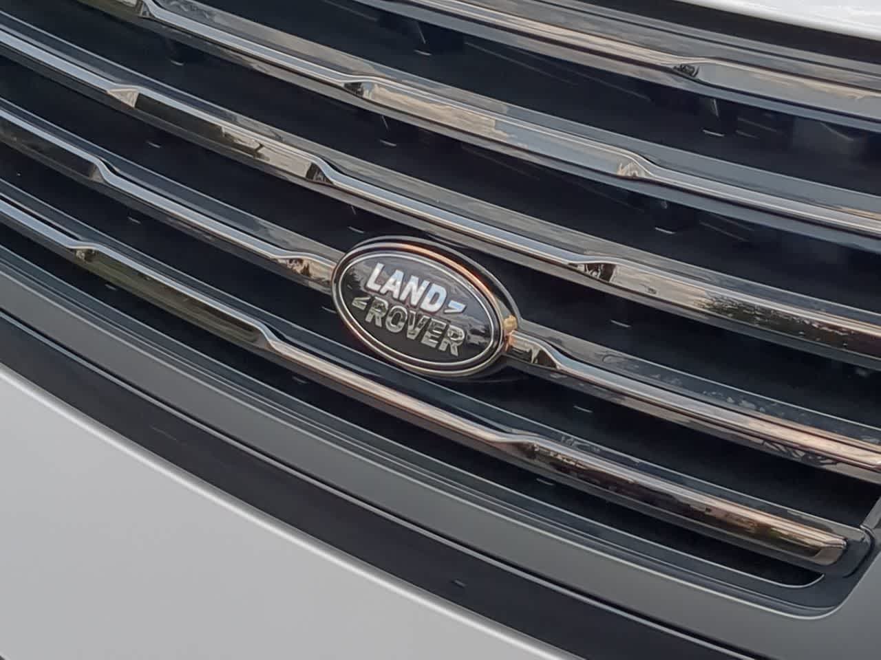 Thumbnail: 2025 Land Rover Range Rover - 12