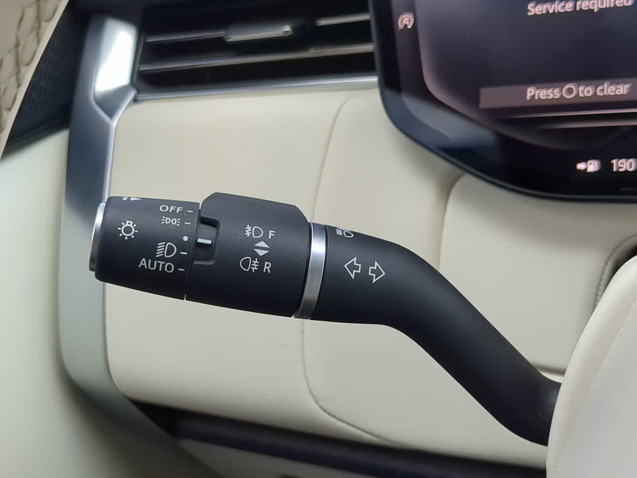 Thumbnail: 2024 Land Rover Range Rover - 28