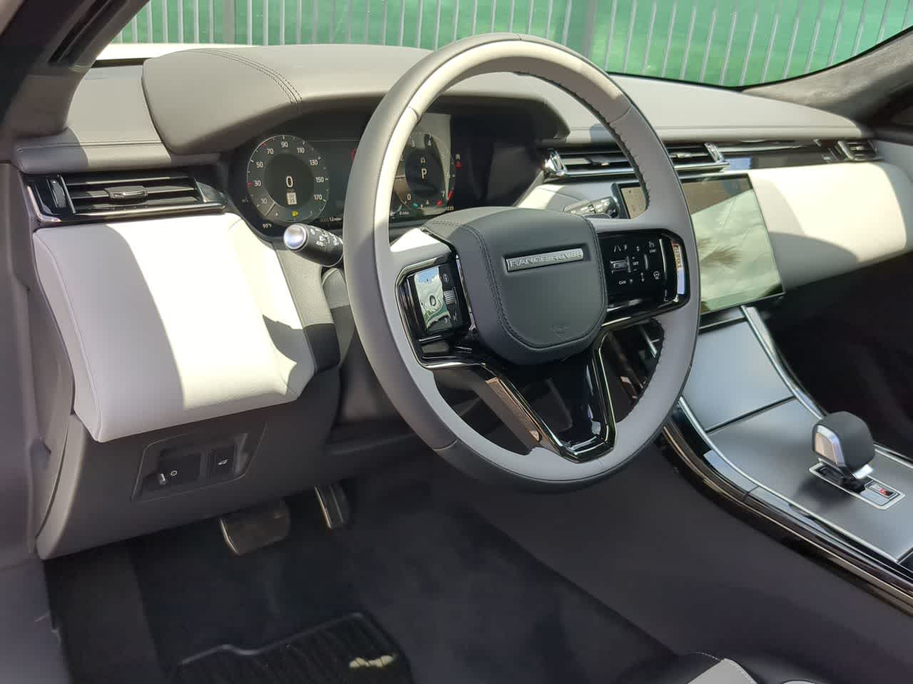 Thumbnail: 2026 Land Rover Range Rover Velar - 10