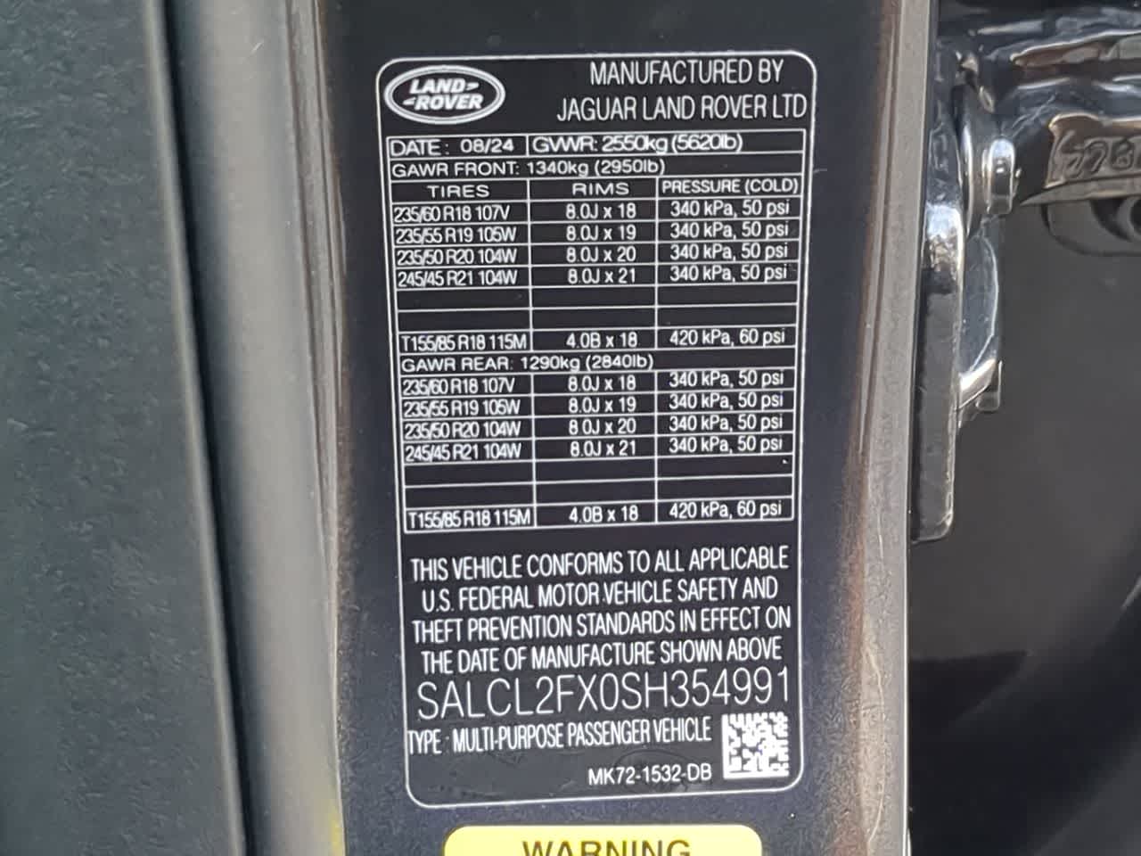 Thumbnail: 2025 Land Rover Discovery Sport - 39