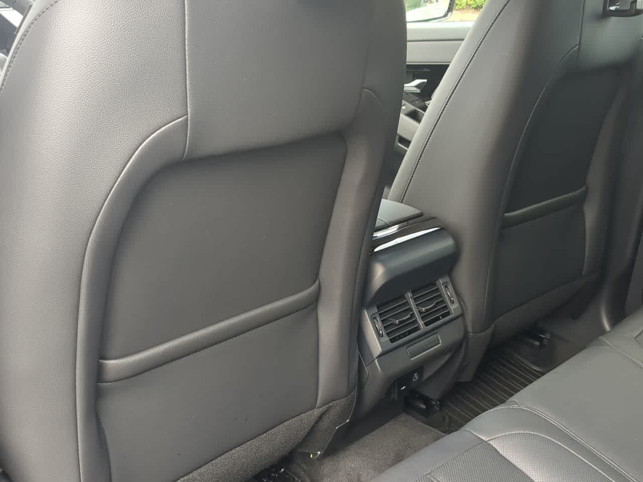 Thumbnail: 2026 Land Rover Range Rover Evoque - 19