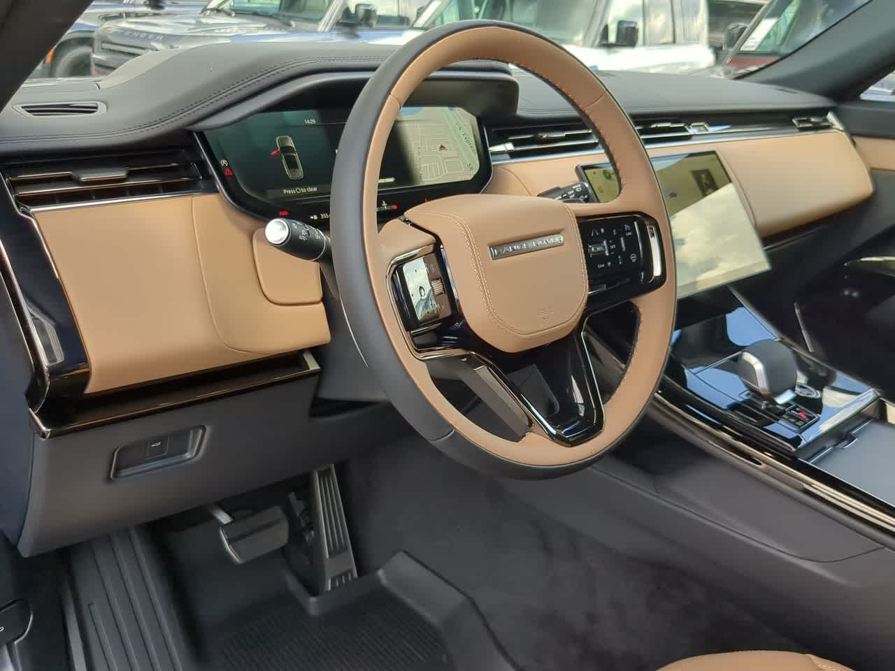 Thumbnail: 2025 Land Rover Range Rover Sport - 10