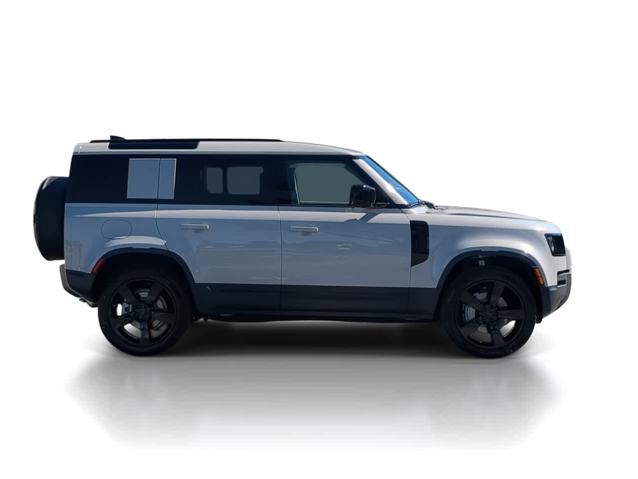 Thumbnail: 2026 Land Rover Defender - 9