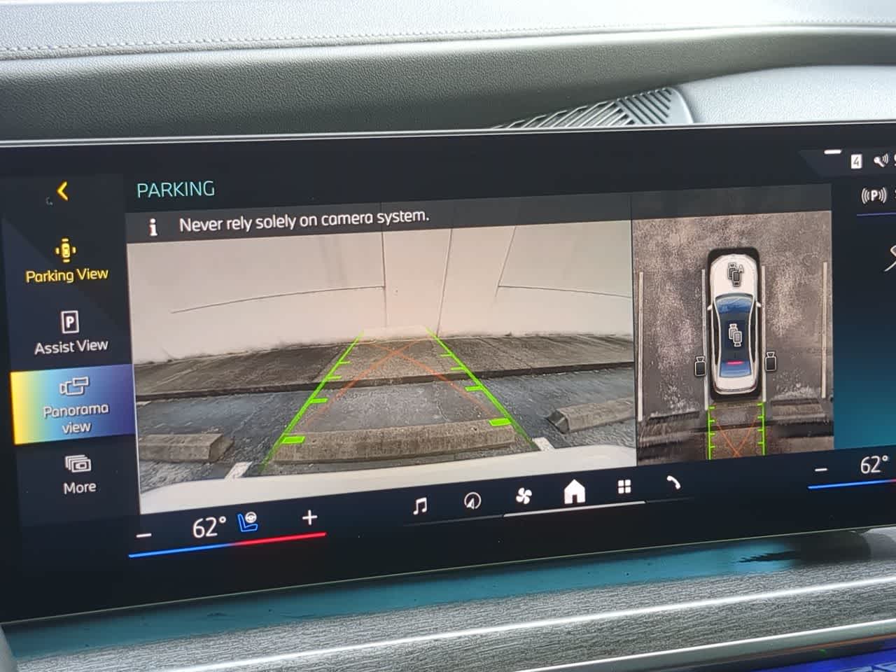 Thumbnail: 2023 BMW 7 Series - 32