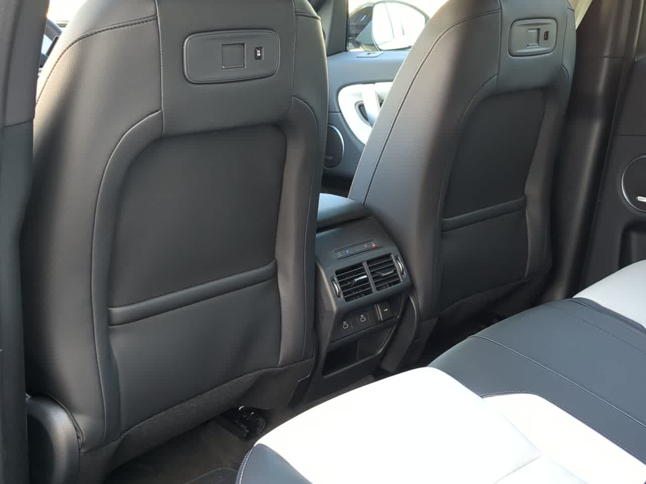 Thumbnail: 2026 Land Rover Discovery Sport - 18