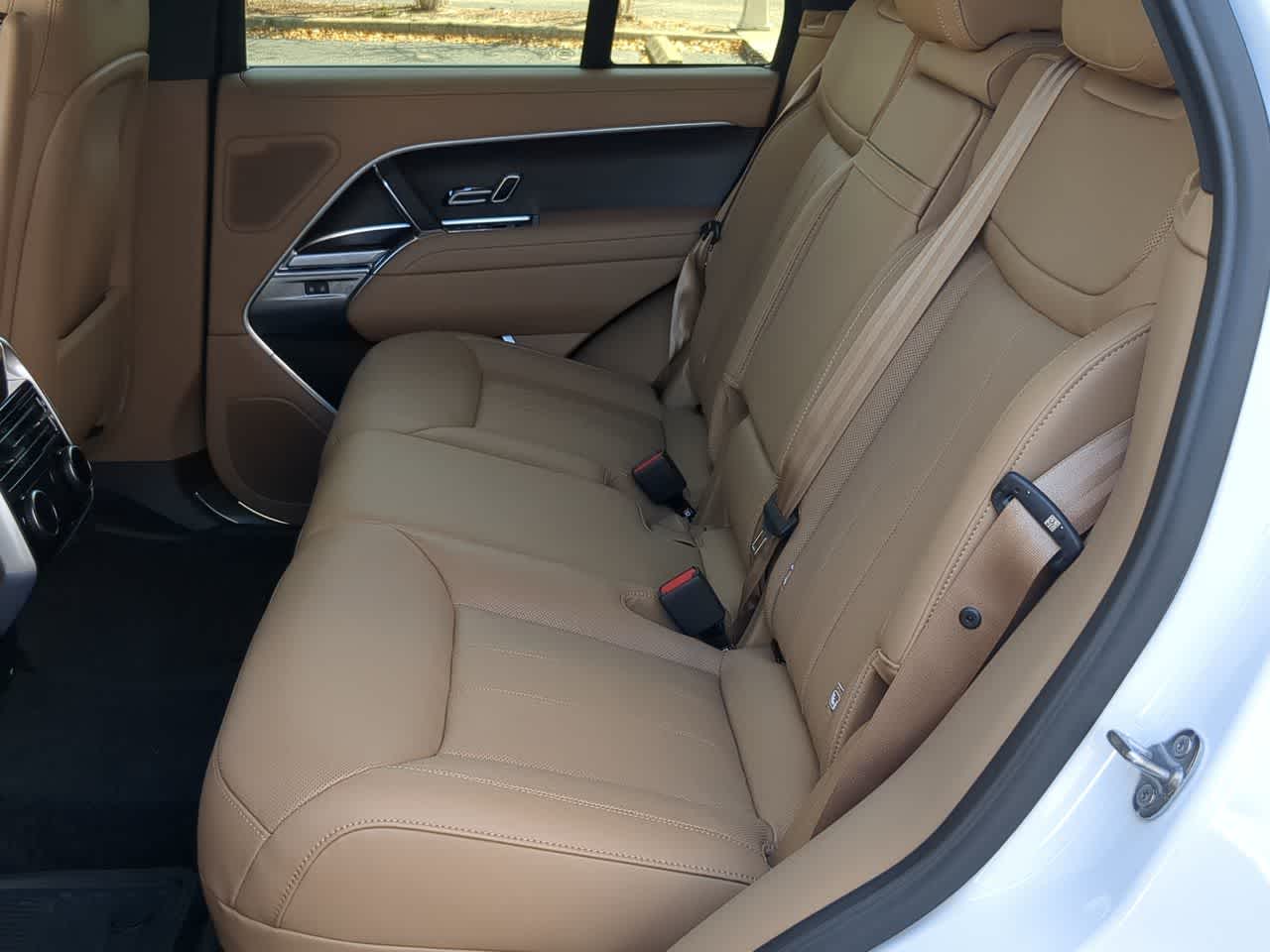 Thumbnail: 2026 Land Rover Range Rover - 21