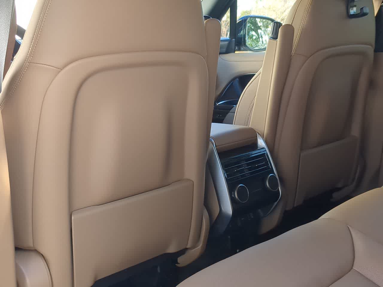 Thumbnail: 2026 Land Rover Range Rover - 18