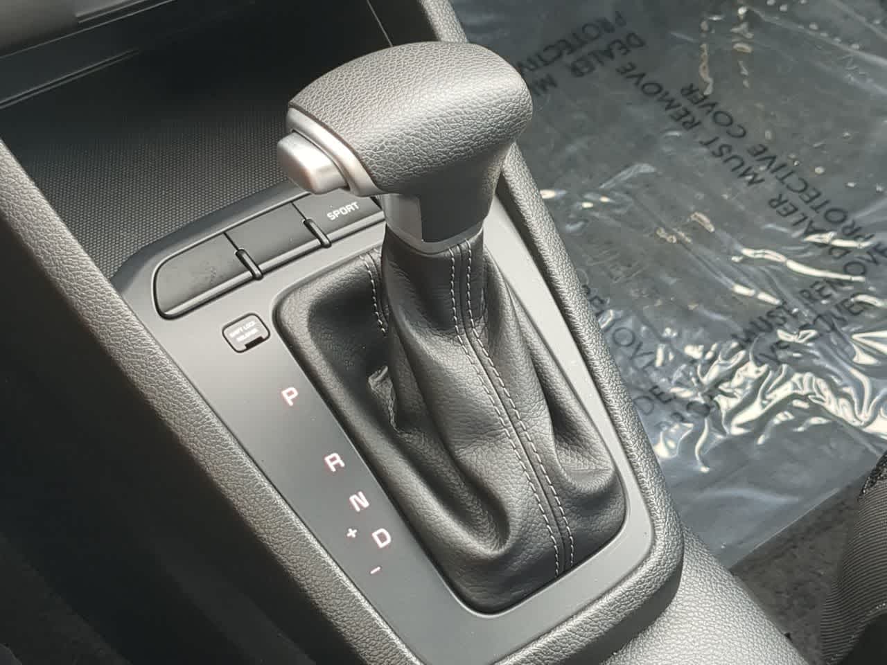 Thumbnail: 2023 Kia Rio - 31