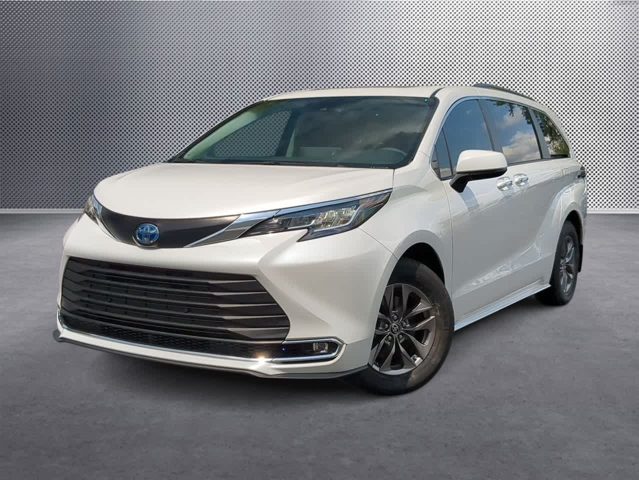 2023 Toyota Sienna XLE -
                  Orlando, FL