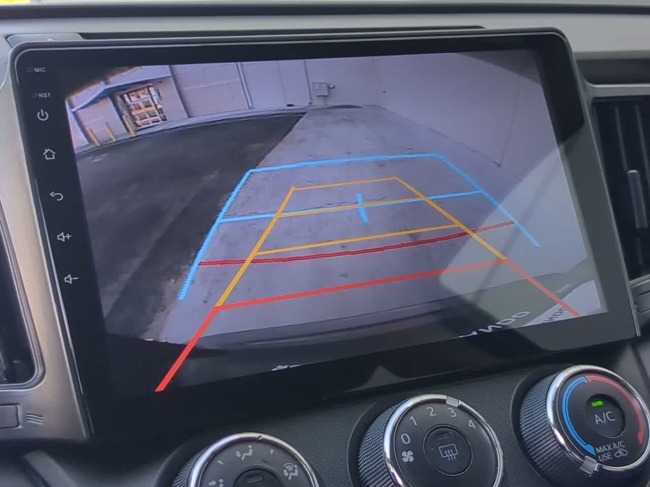 Thumbnail: 2016 Toyota RAV4 - 27