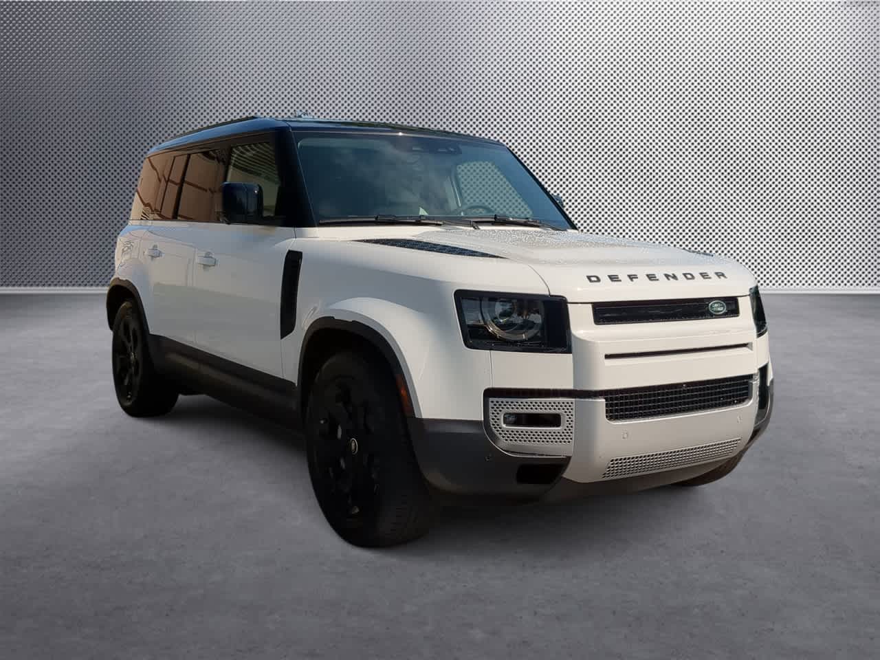 Thumbnail: 2025 Land Rover Defender - 2