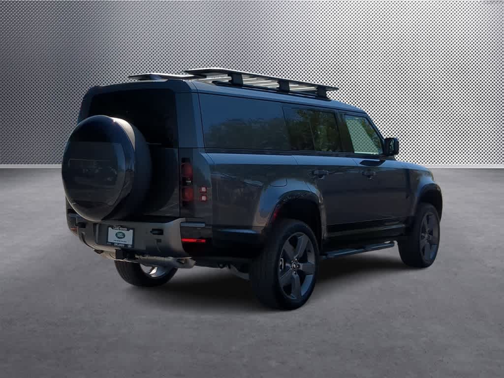 Thumbnail: 2025 Land Rover Defender - 8