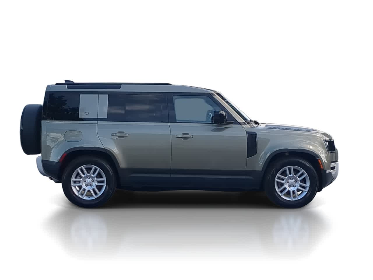 Thumbnail: 2023 Land Rover Defender - 9