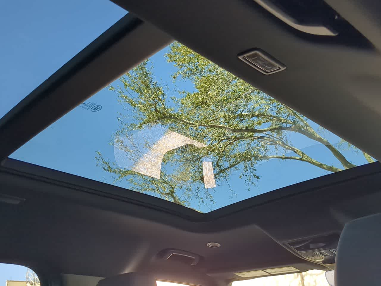 Thumbnail: 2025 Land Rover Defender - 22