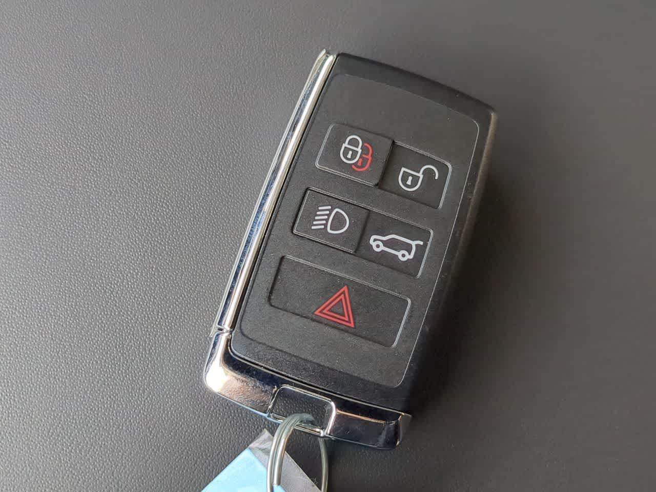 Thumbnail: 2025 Land Rover Defender - 39