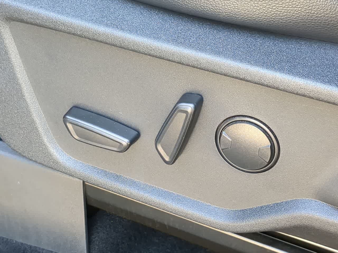 Thumbnail: 2023 Ford Bronco - 17