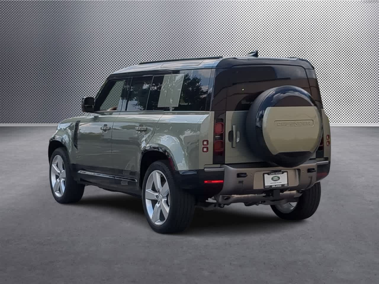 Thumbnail: 2025 Land Rover Defender - 6