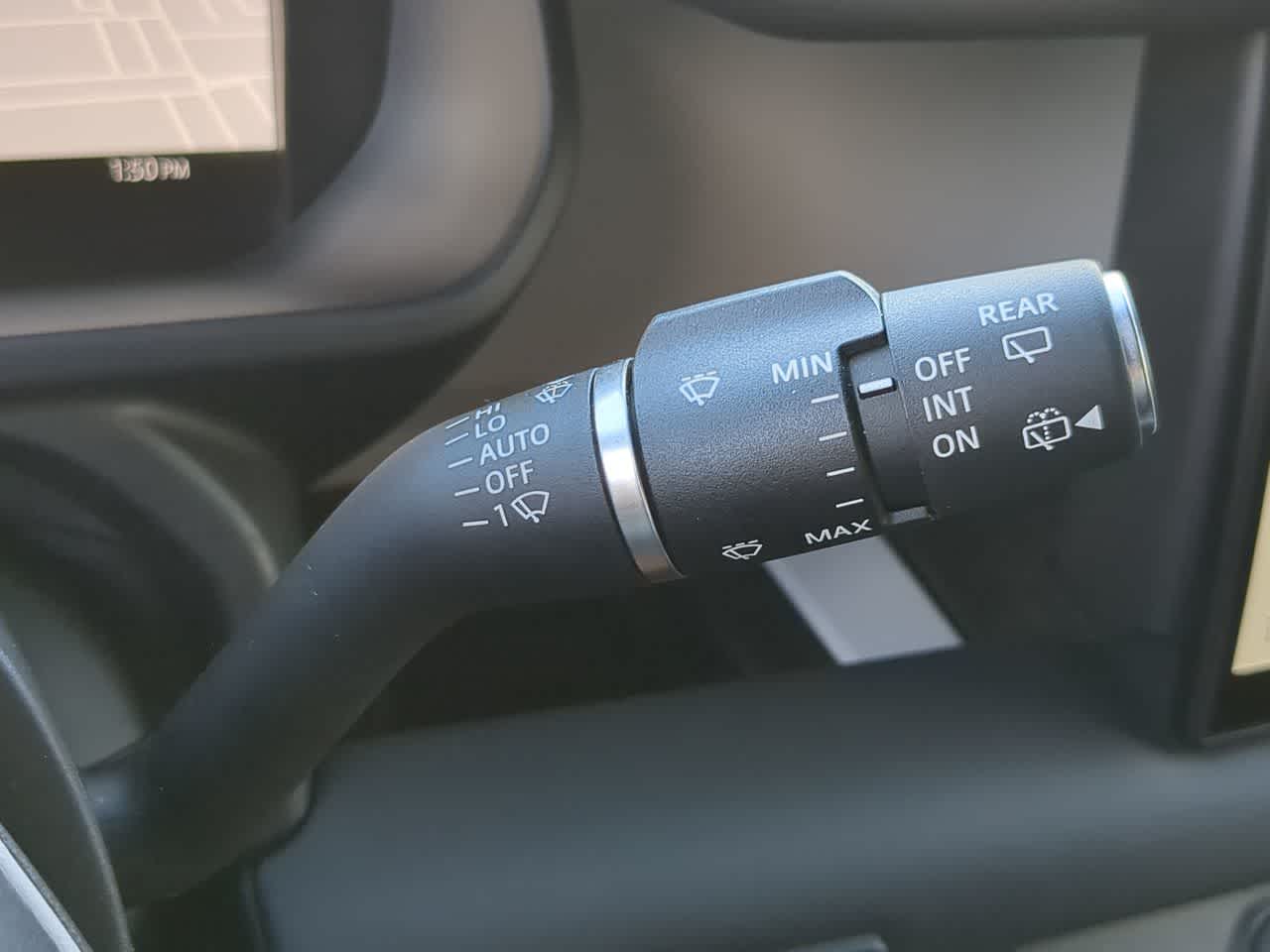 Thumbnail: 2025 Land Rover Defender - 27