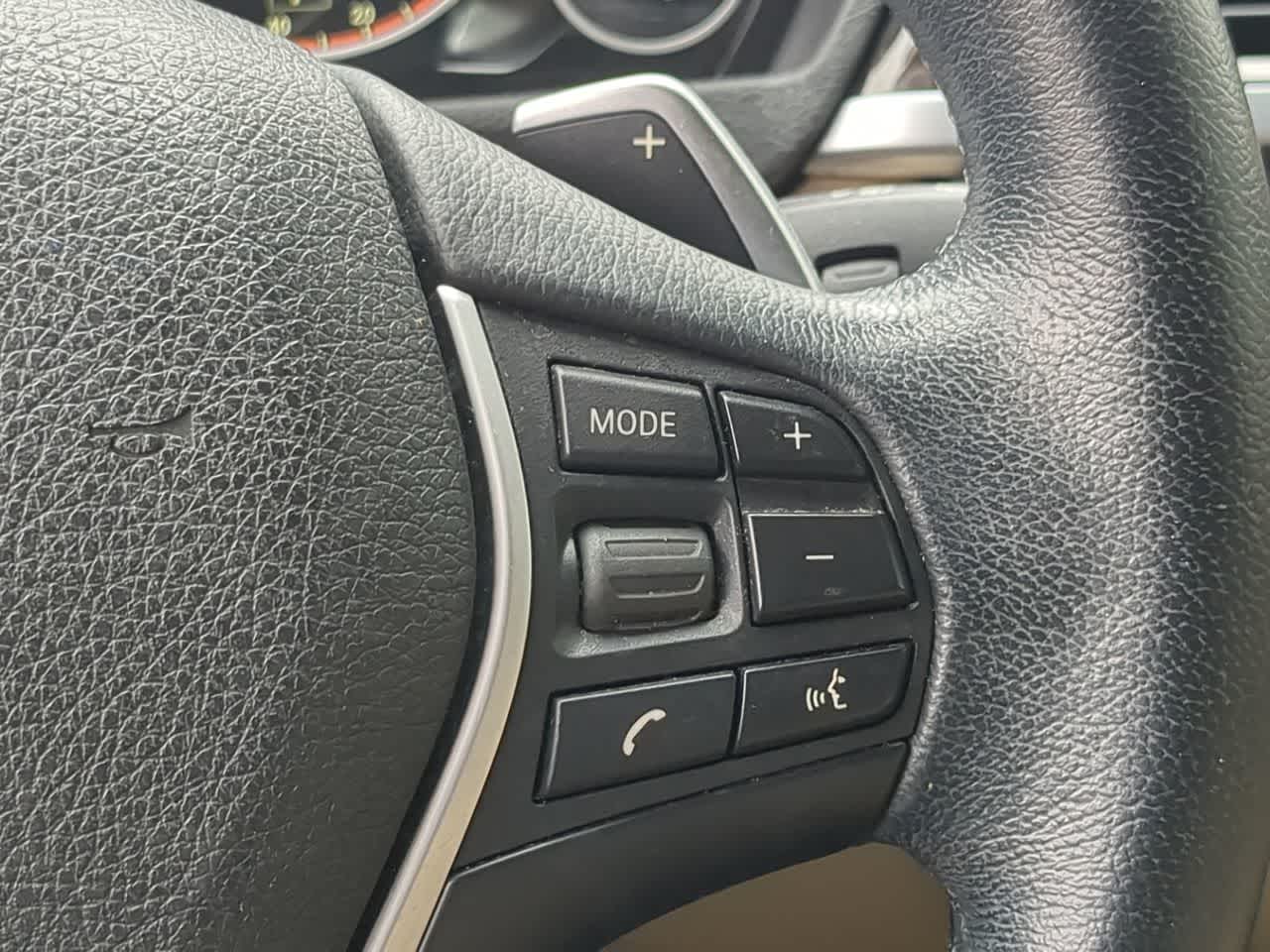 Thumbnail: 2015 BMW 3 Series - 26