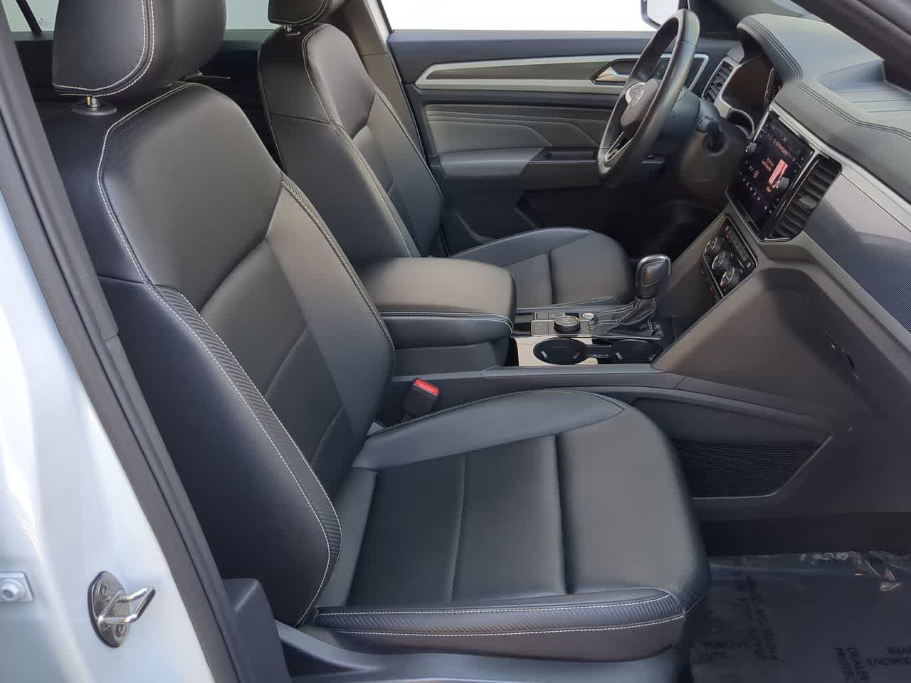 Thumbnail: 2023 Volkswagen Atlas - 23