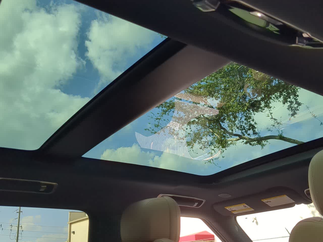 Thumbnail: 2025 Land Rover Range Rover Sport - 23