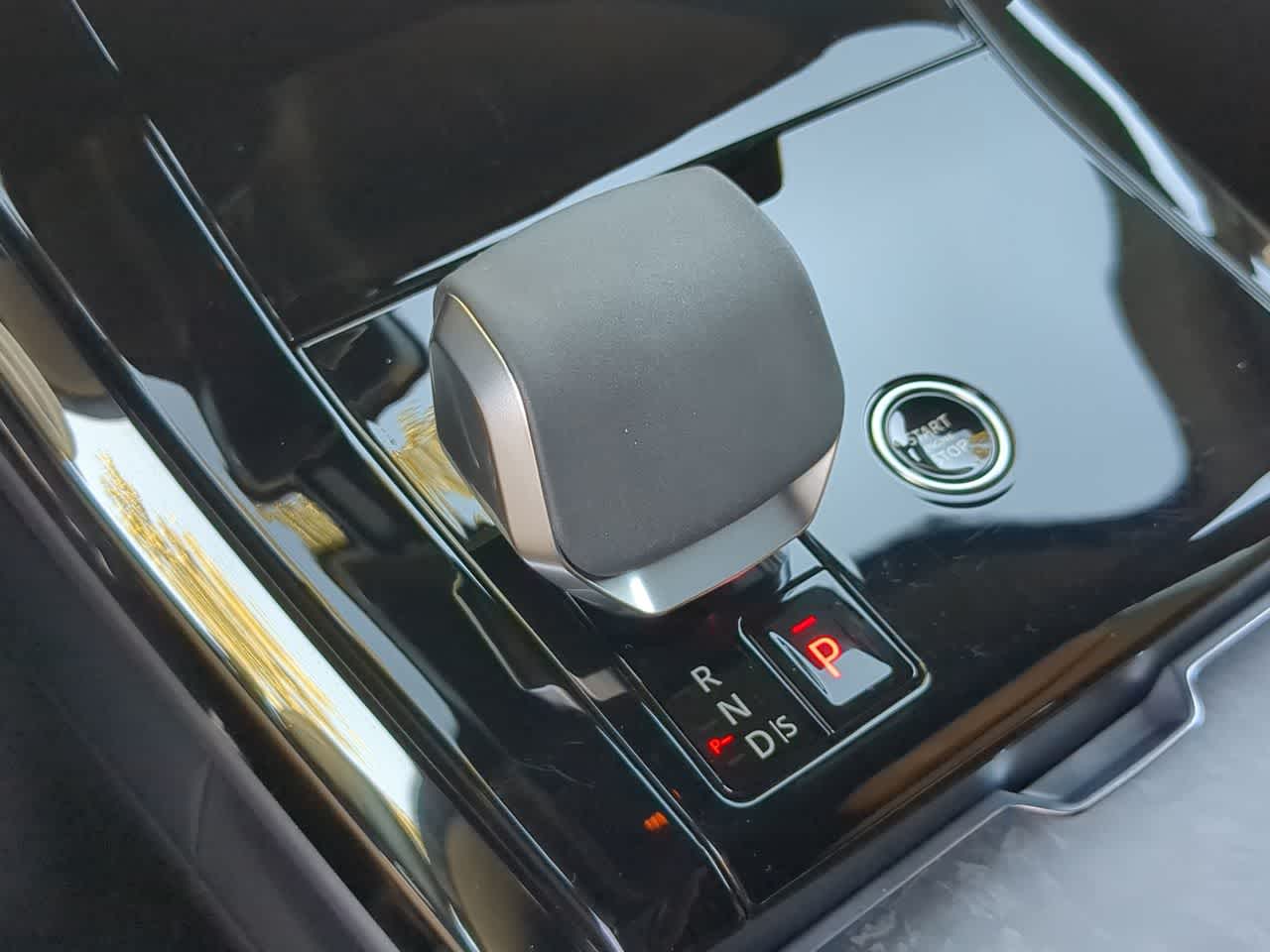 Thumbnail: 2025 Land Rover Range Rover Sport - 34