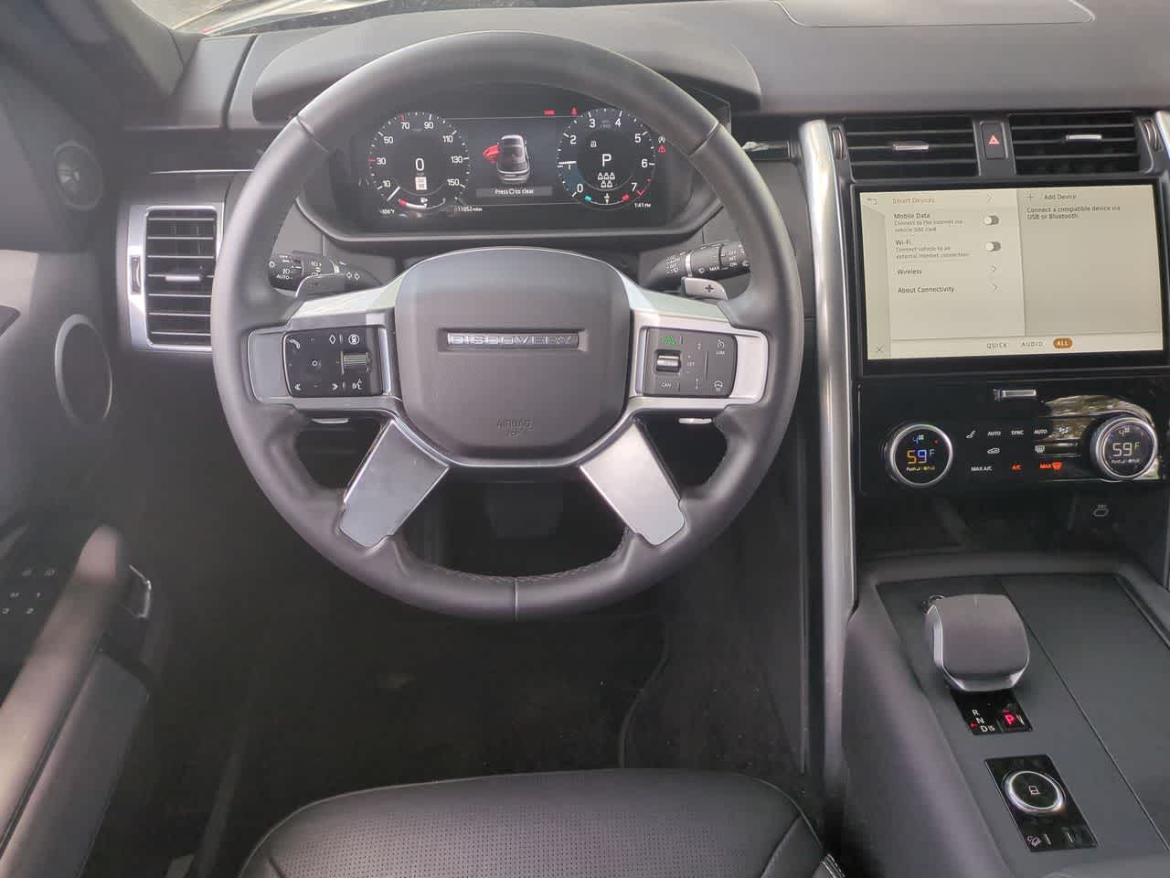 Thumbnail: 2025 Land Rover Discovery - 23