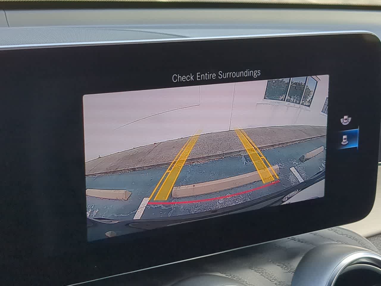 Thumbnail: 2020 Mercedes-Benz GLC - 30