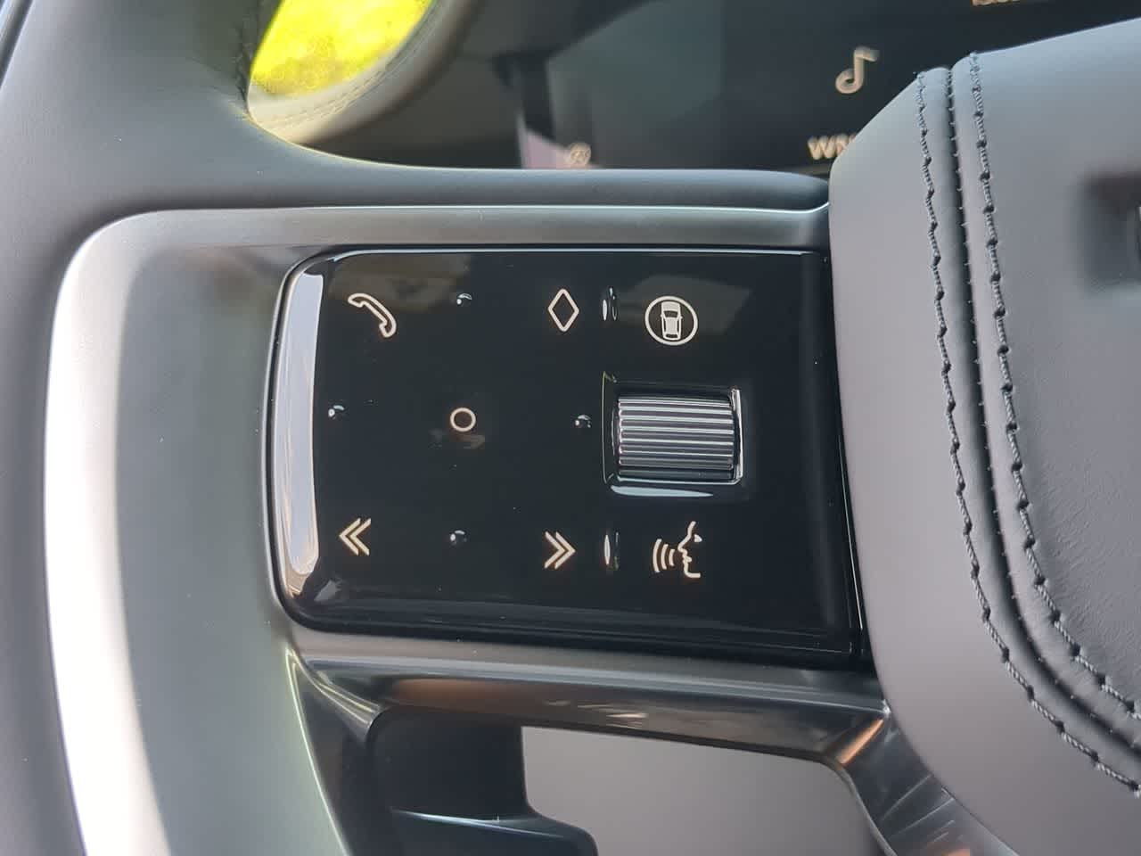 Thumbnail: 2026 Land Rover Range Rover - 26