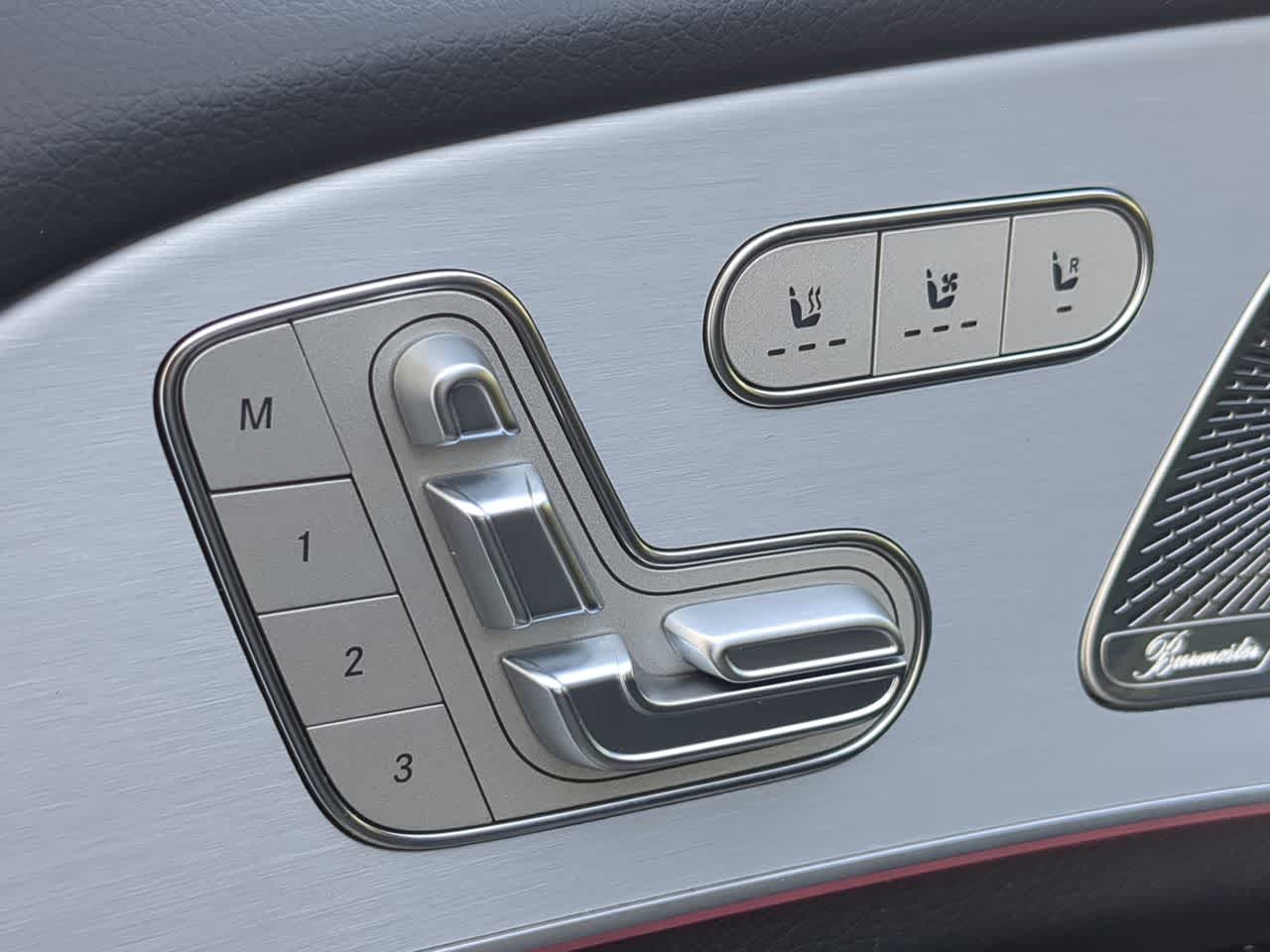 Thumbnail: 2025 Mercedes-Benz GLS - 17