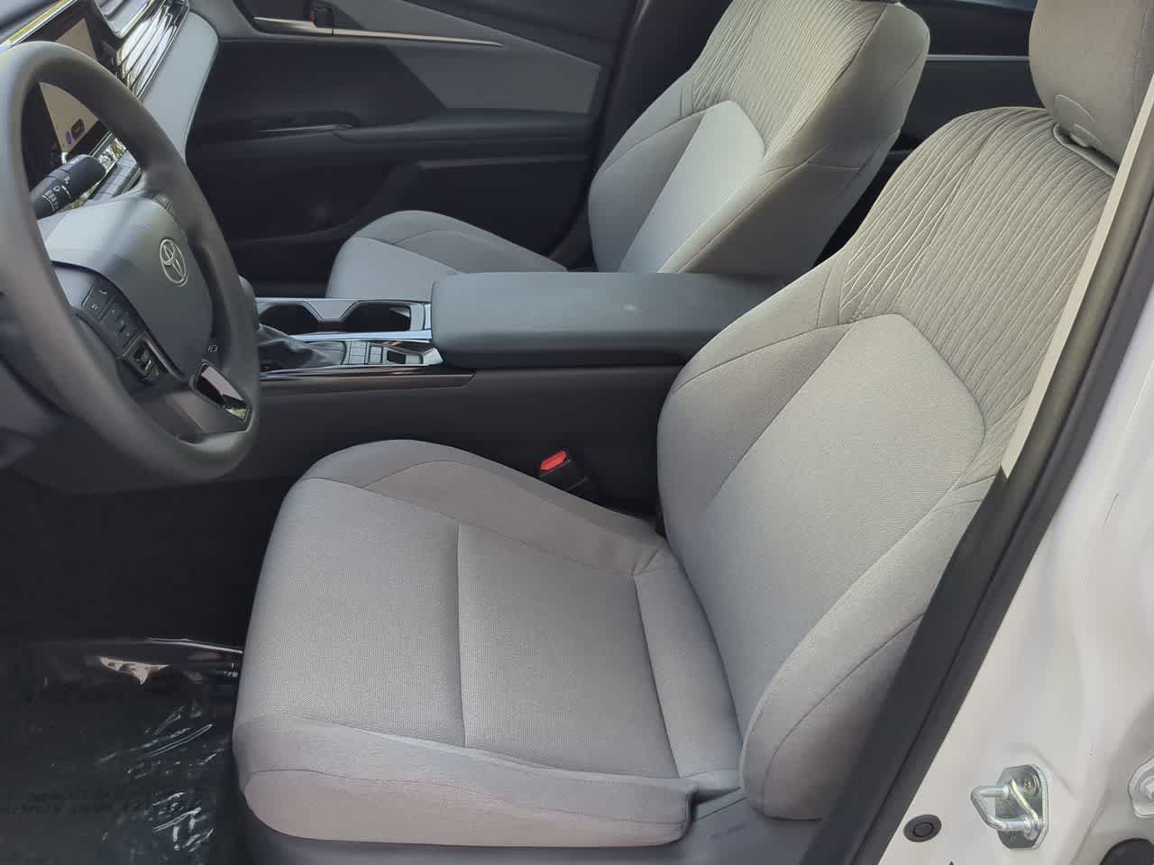 Thumbnail: 2025 Toyota Camry - 16