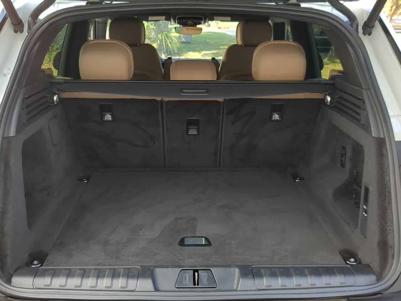 Thumbnail: 2025 Land Rover Range Rover Sport - 37