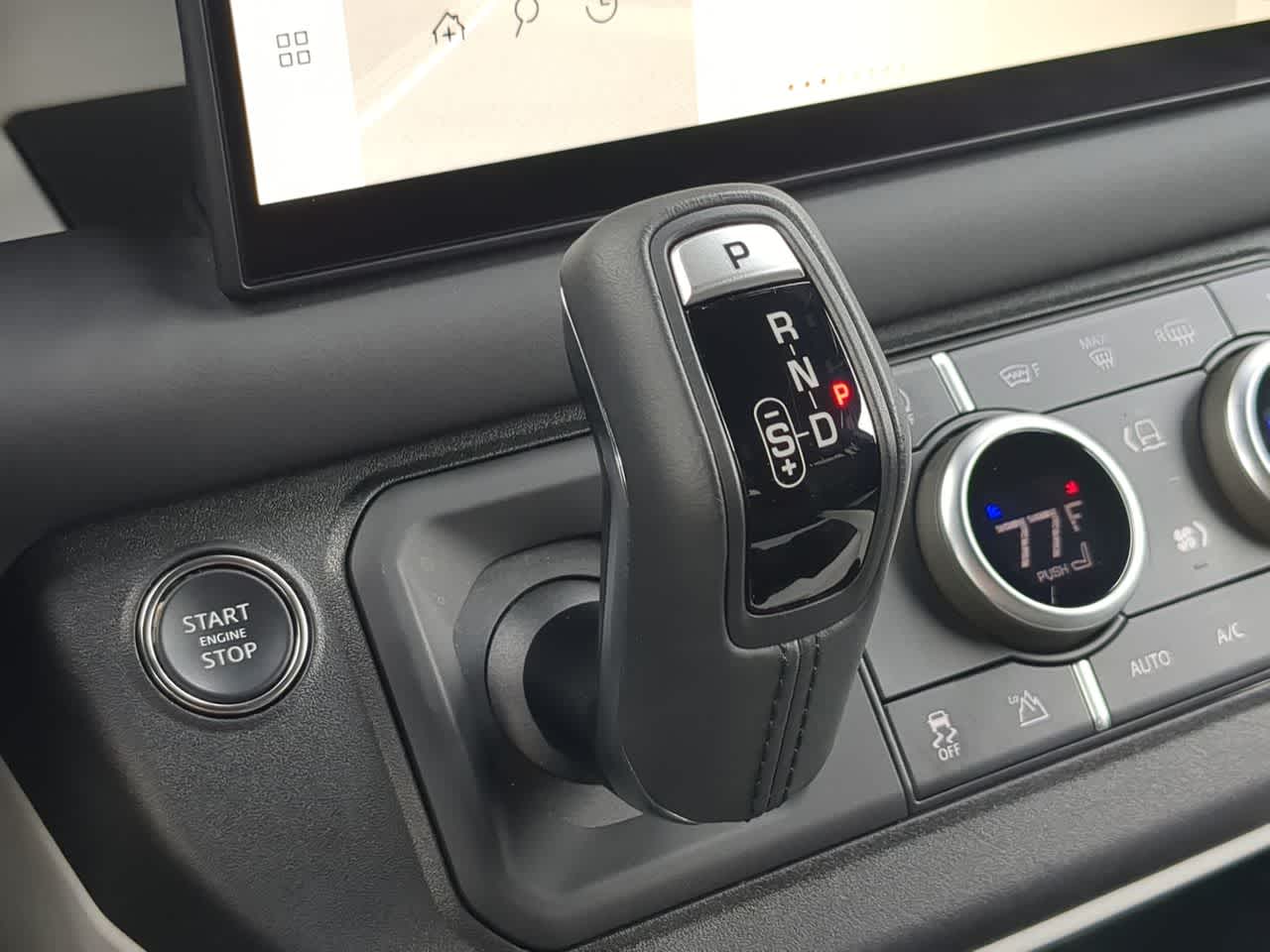 Thumbnail: 2025 Land Rover Defender - 34