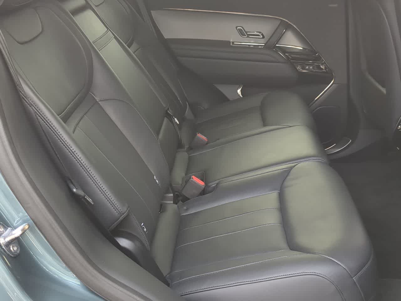 Thumbnail: 2025 Land Rover Range Rover Sport - 22