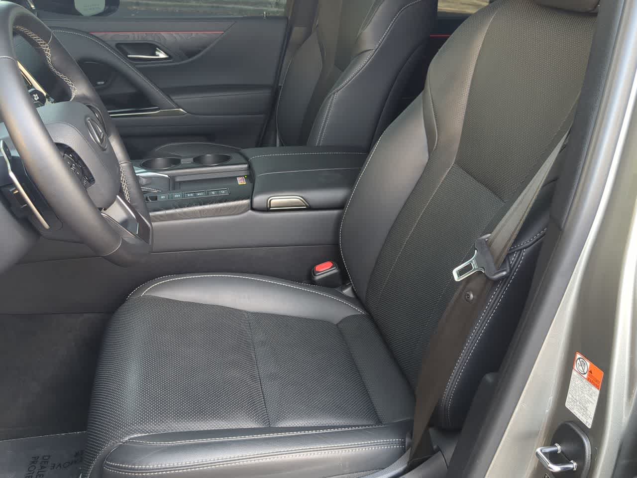 Thumbnail: 2025 Lexus LX - 17