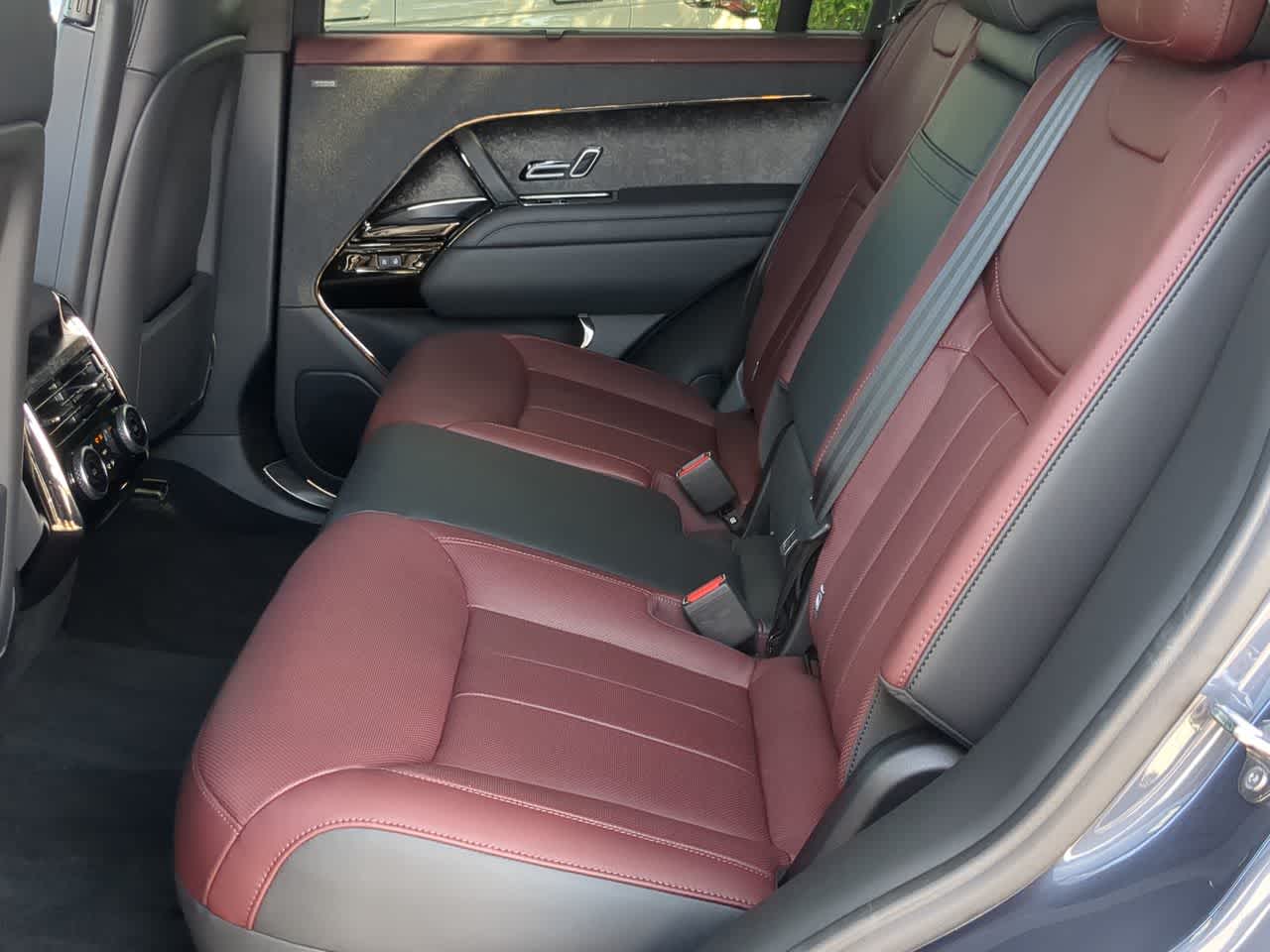 Thumbnail: 2025 Land Rover Range Rover Sport - 20