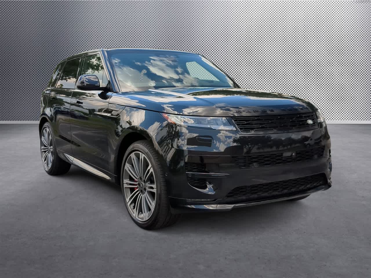 Thumbnail: 2025 Land Rover Range Rover Sport - 2