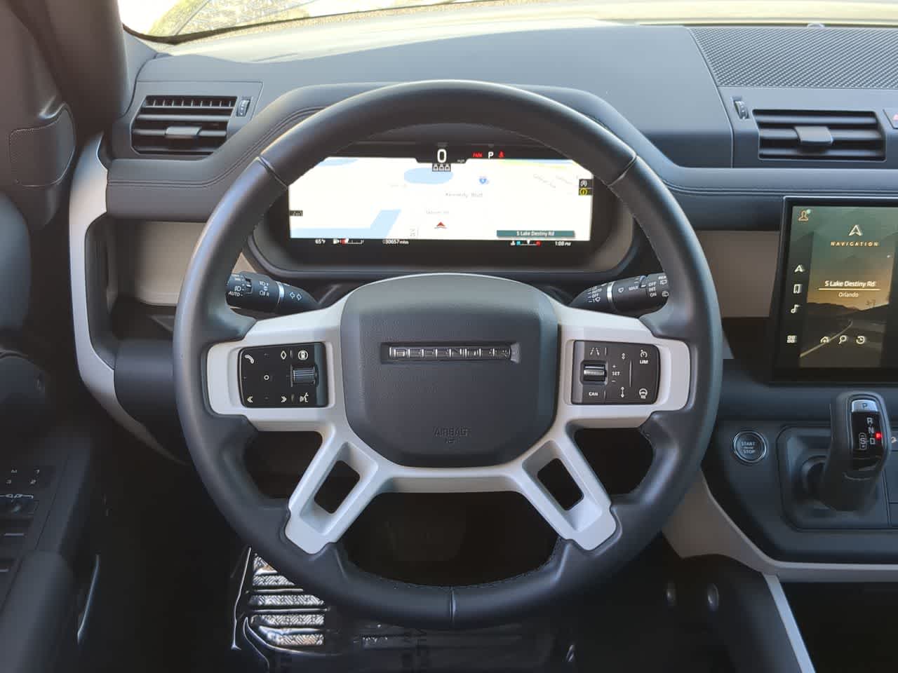 Thumbnail: 2025 Land Rover Defender - 24