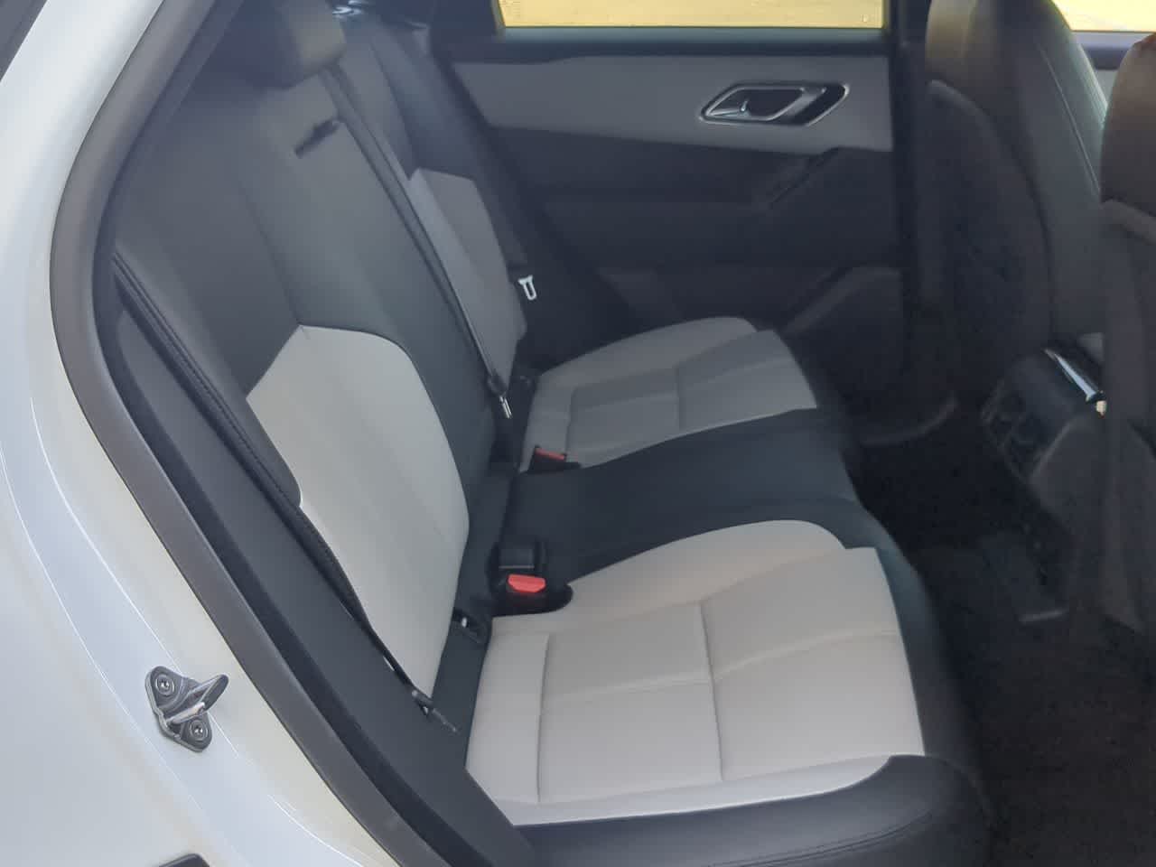 Thumbnail: 2026 Land Rover Range Rover Velar - 21