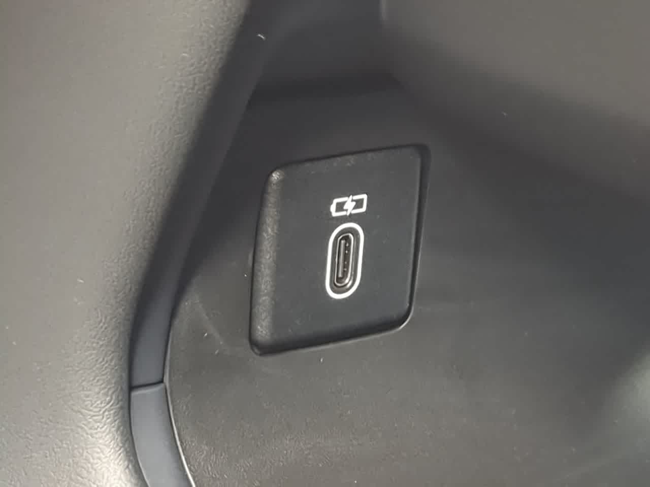 Thumbnail: 2026 Land Rover Range Rover Sport - 34