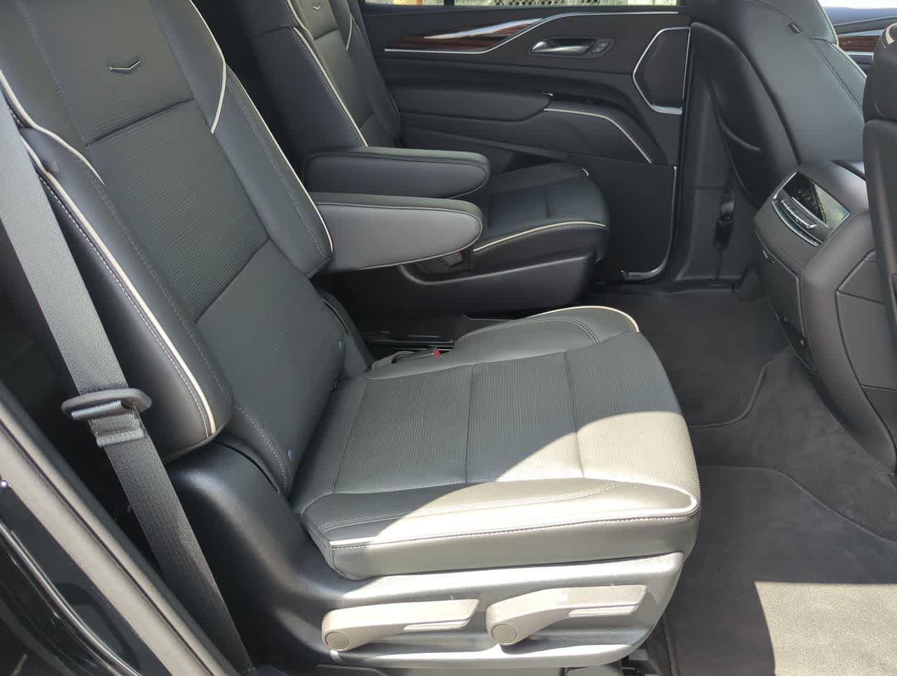 Thumbnail: 2023 Cadillac Escalade - 21