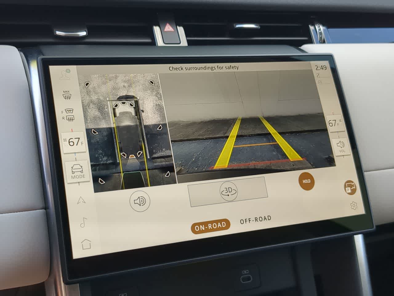 Thumbnail: 2025 Land Rover Discovery Sport - 32